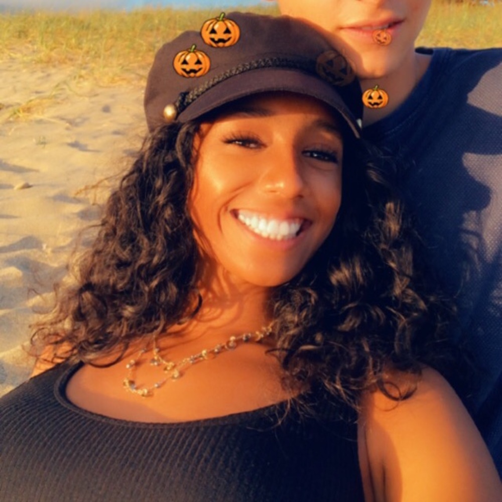 Meet your Posher, Charisma